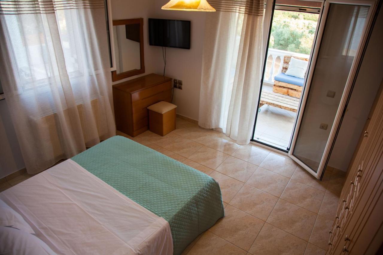 Villa Areti Dhorizata Bagian luar foto