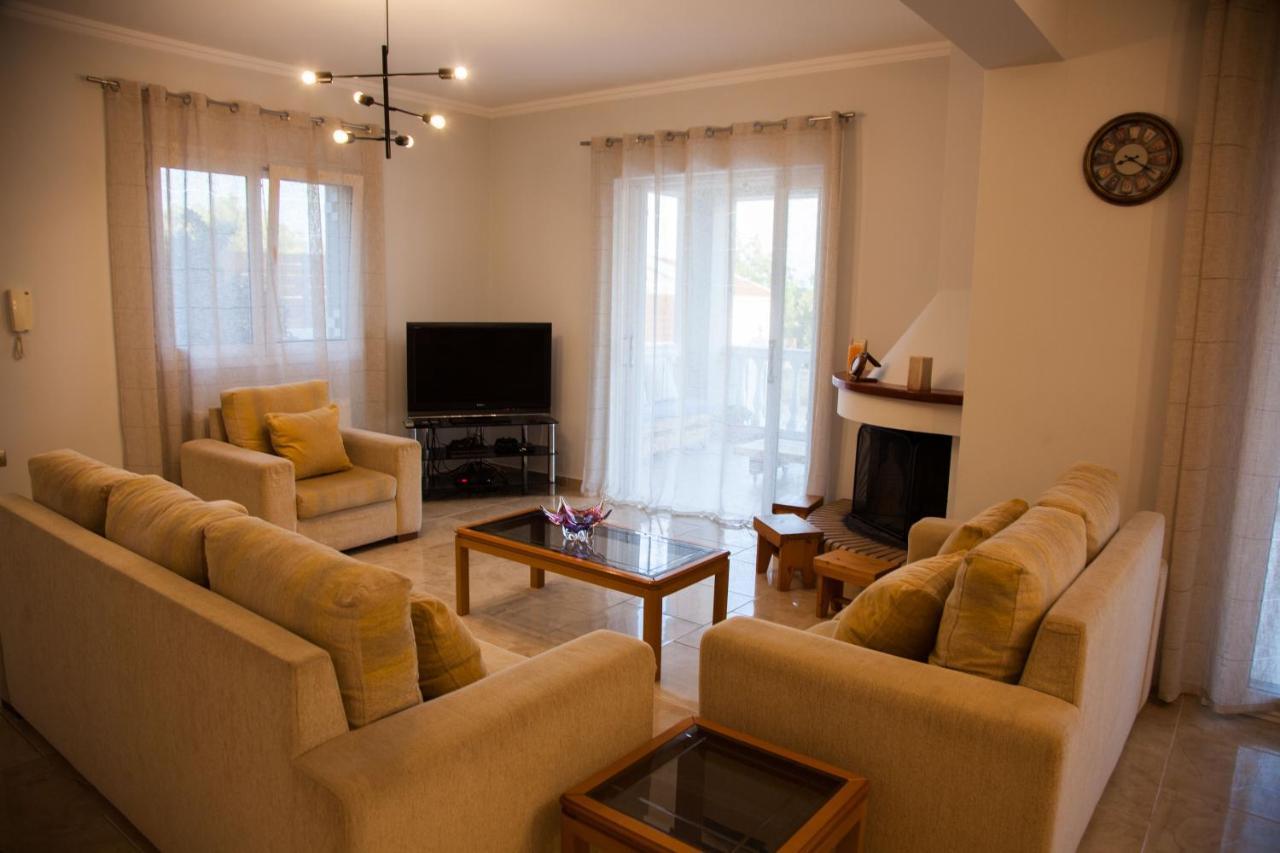 Villa Areti Dhorizata Bagian luar foto